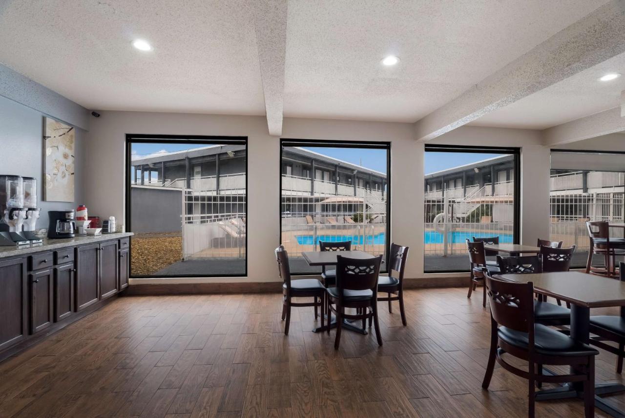 Laredo Hotel Inn Exterior photo