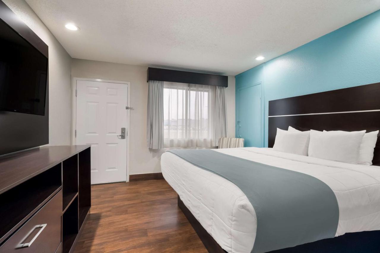 Laredo Hotel Inn Exterior photo